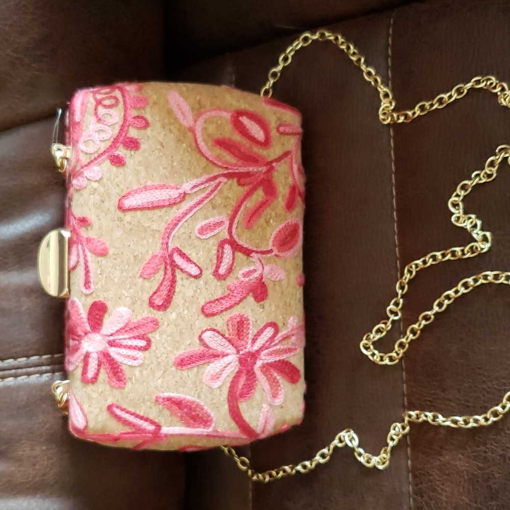 D' Margeaux New York Women's Cork Clutch